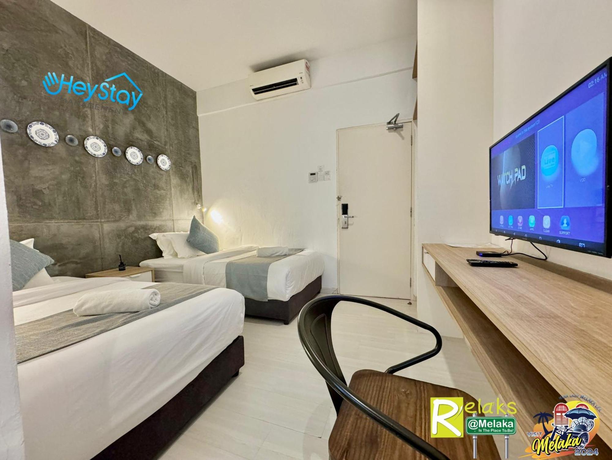 Modern Cave Guest House Walking Distance 5Mins To Jonker Malacca Bagian luar foto