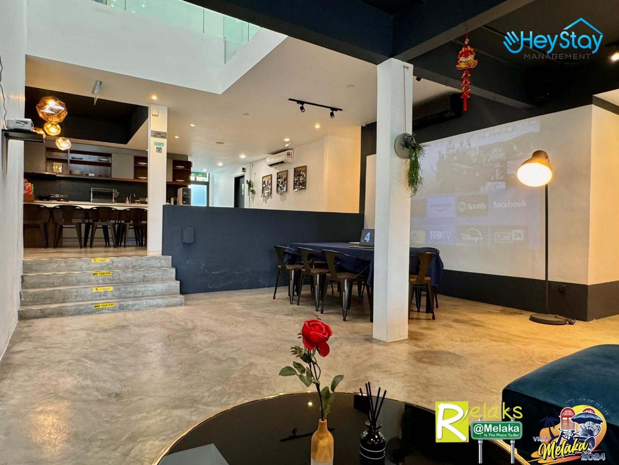 Modern Cave Guest House Walking Distance 5Mins To Jonker Malacca Bagian luar foto