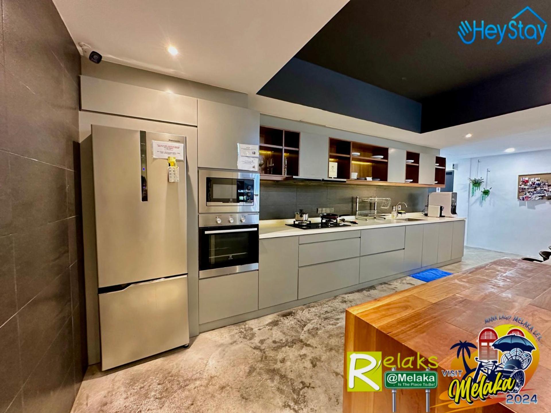 Modern Cave Guest House Walking Distance 5Mins To Jonker Malacca Bagian luar foto