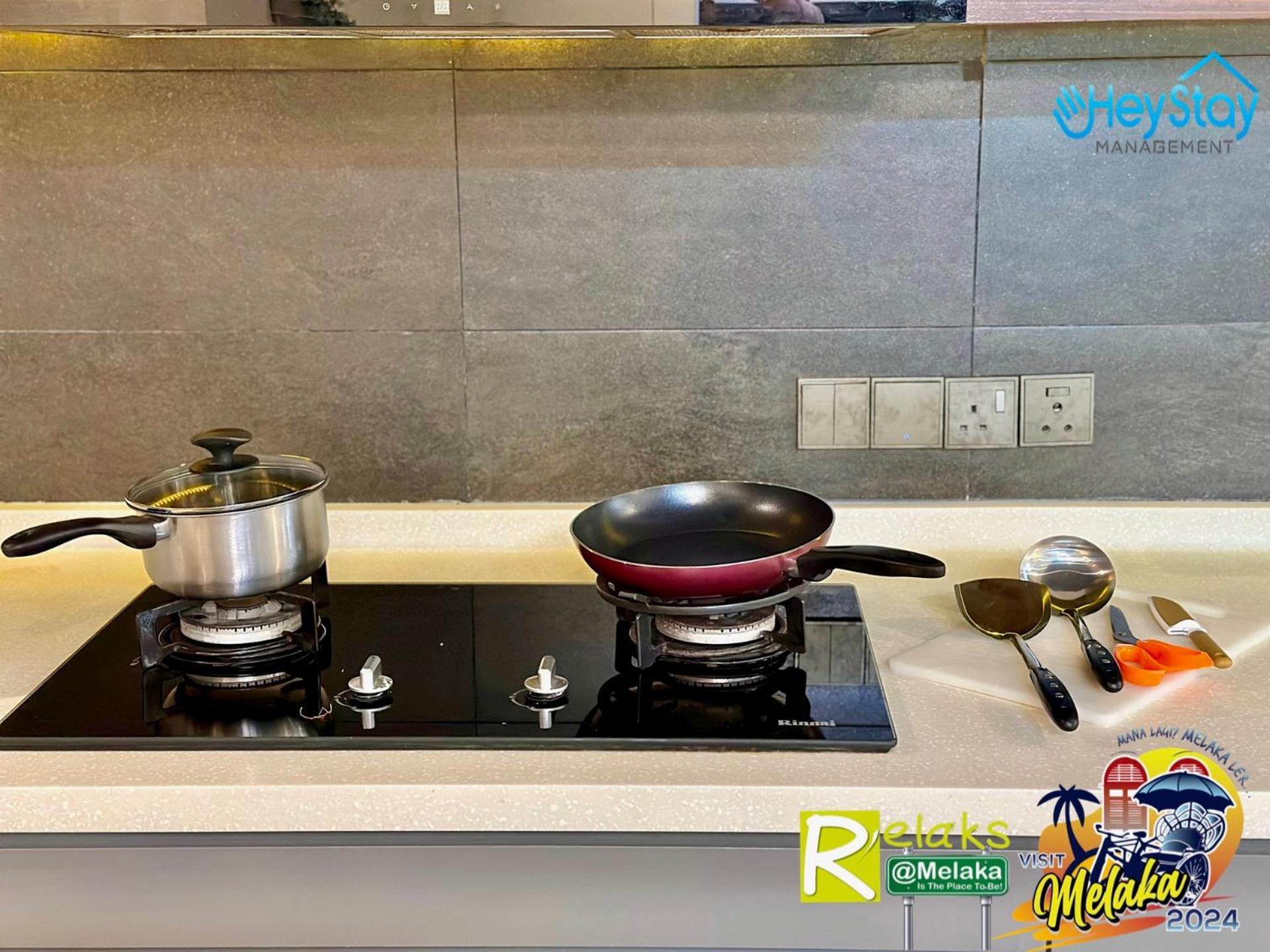 Modern Cave Guest House Walking Distance 5Mins To Jonker Malacca Bagian luar foto