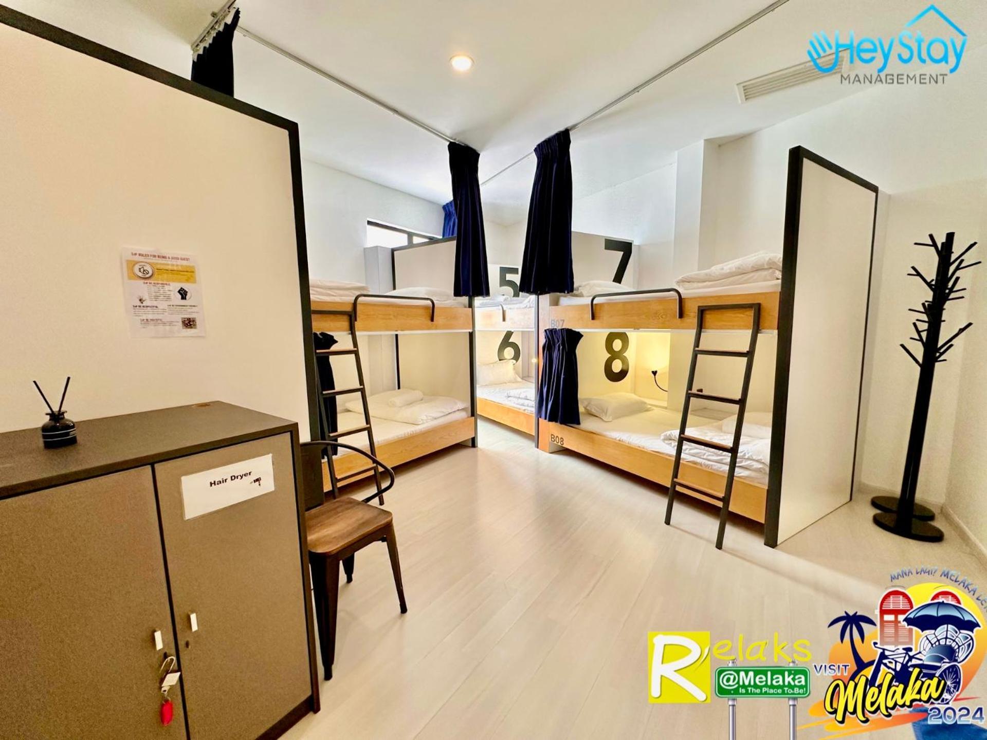 Modern Cave Guest House Walking Distance 5Mins To Jonker Malacca Bagian luar foto